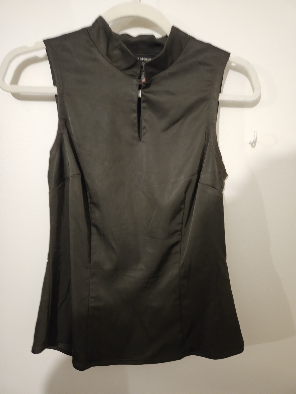 Club Monaco Sleeveless Mock Neck Top in Olive Green